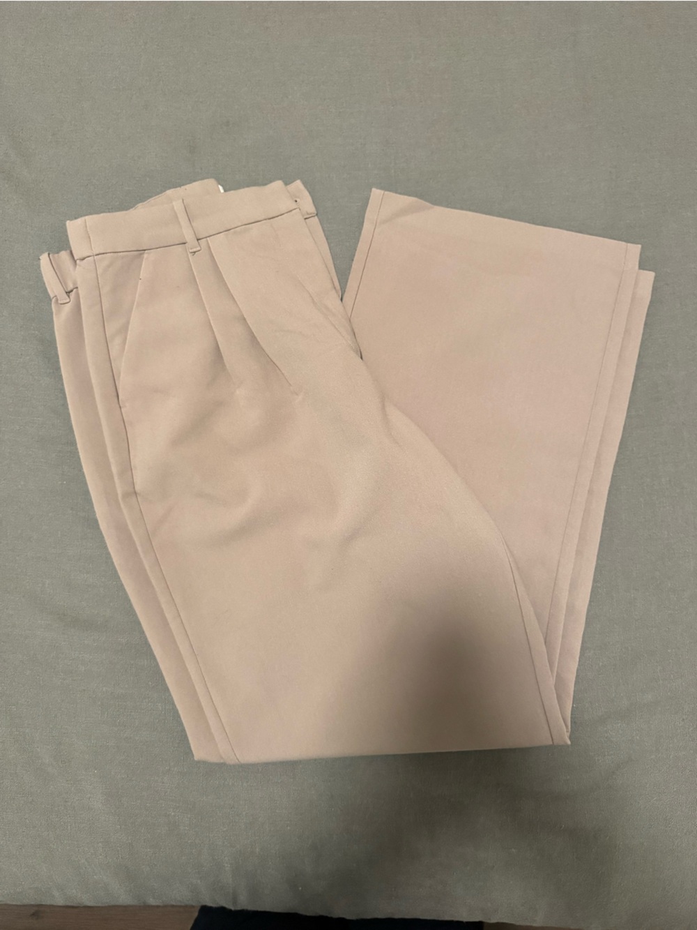 Abercrombie Women’s Sloane Curve Love Wide Leg Pants in Light Beige